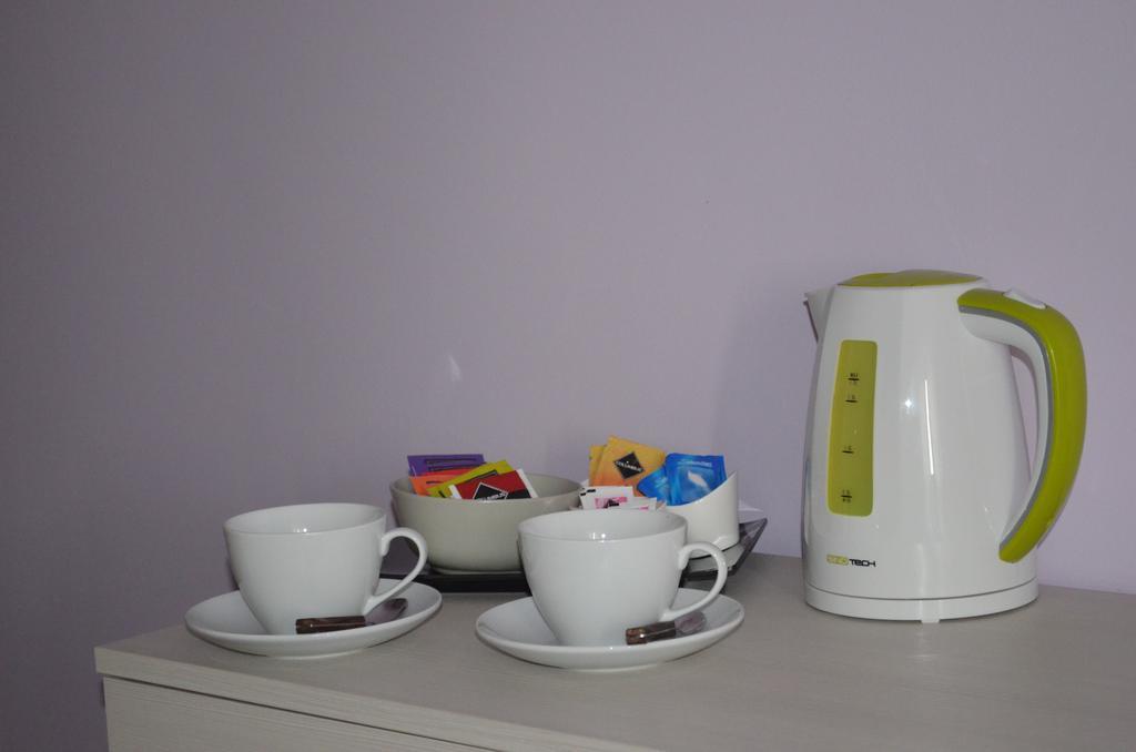 Lambruschini 69 Acomodação com café da manhã Fiumicino Quarto foto